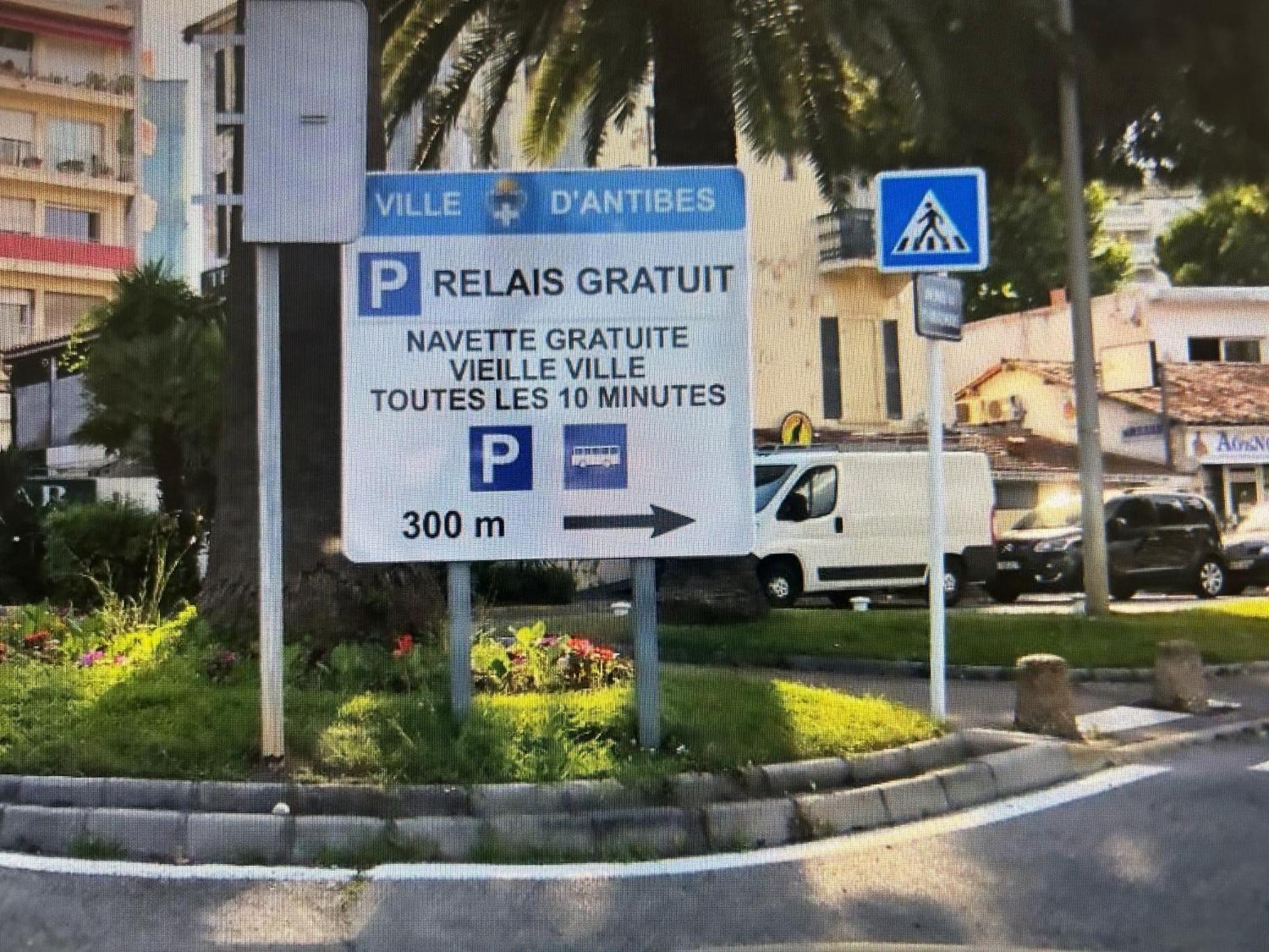 Charmant 3 Pieces Renove Au Coeur Du Vieil Antibes Exterior foto
